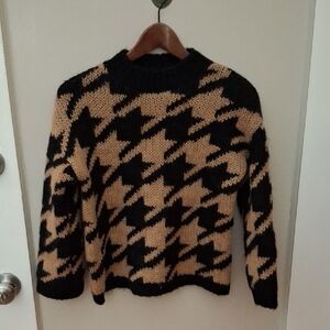 Massimo Dutti Black and Tan Houndstooth Sweater_1